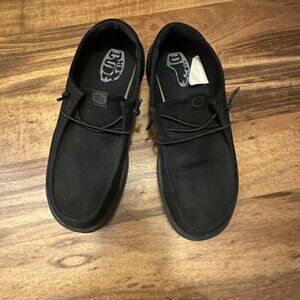 EUC Hey Dude Men's Wally Funk Mono--8 Wide